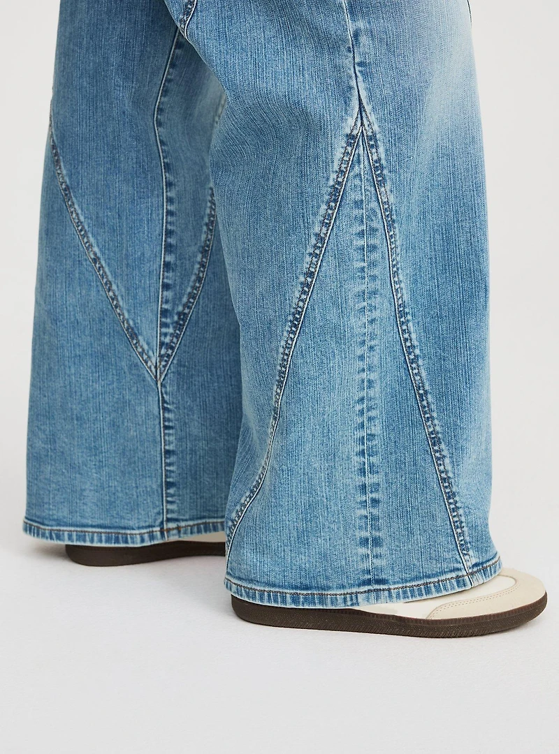 High-Rise Wide-Leg Jean With Twisted Seams