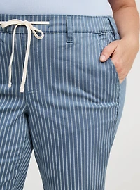 Weekend Mid-Rise Straight Pant