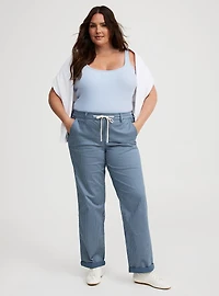 Weekend Mid-Rise Straight Pant