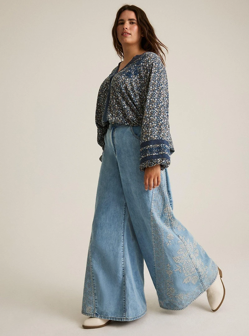 Festi Embroidered Wide Leg Jean