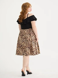 Retro Chic Knee-Length Dress