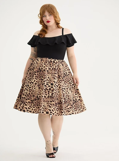 Retro Chic Knee-Length Dress