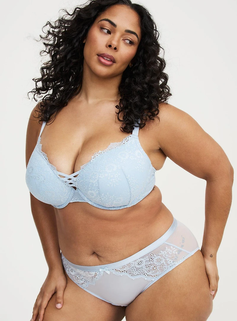 Demure Lace Mid-Rise Hipster Panty