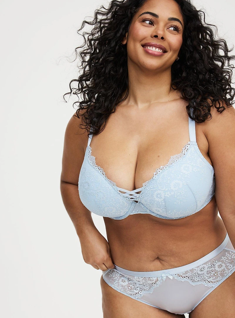 Demure Lace Mid-Rise Hipster Panty