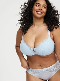 Demure Lace Mid-Rise Hipster Panty