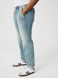 Weekend Boyfriend Mid-Rise Straight Jean