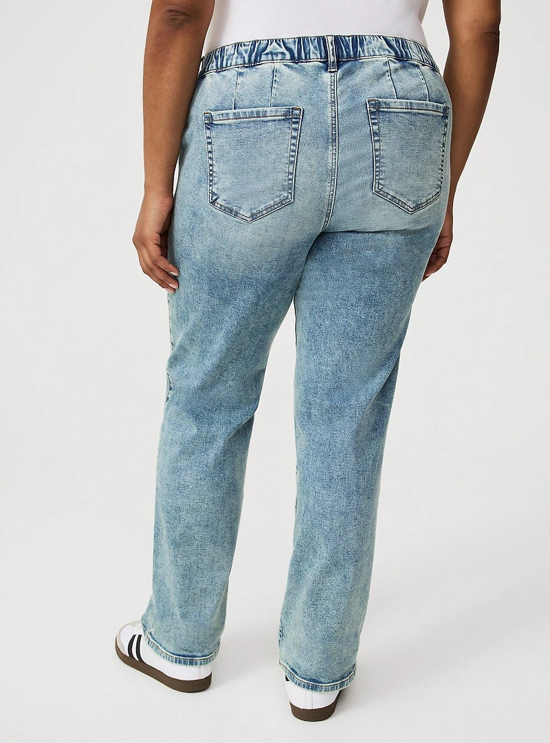Weekend Boyfriend Mid-Rise Straight Jean