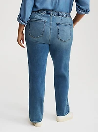 Weekend Boyfriend Mid-Rise Straight Jean