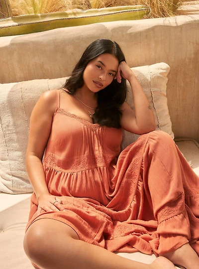 Festi Pleated Maxi Dress