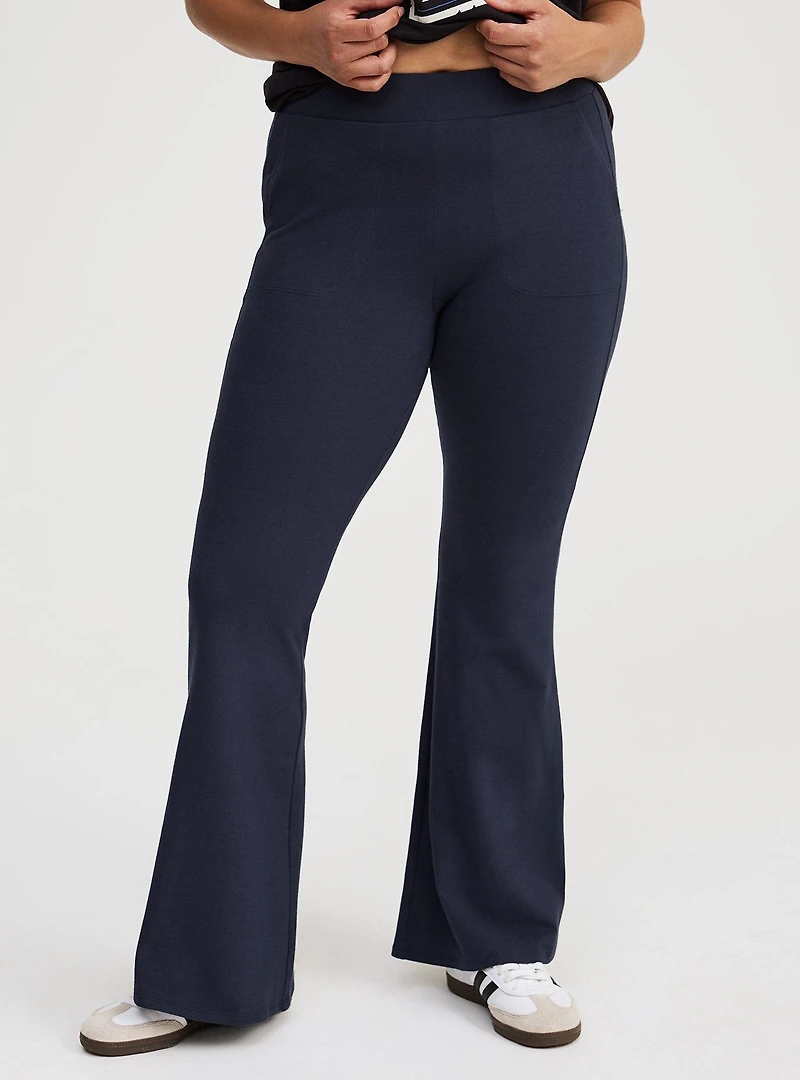 Full-Length Pocket Flare Legging