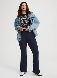 Full-Length Pocket Flare Legging