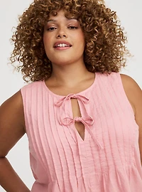 Pleated Tank