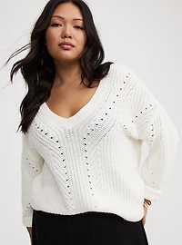 Cable Knit Pullover Sweater