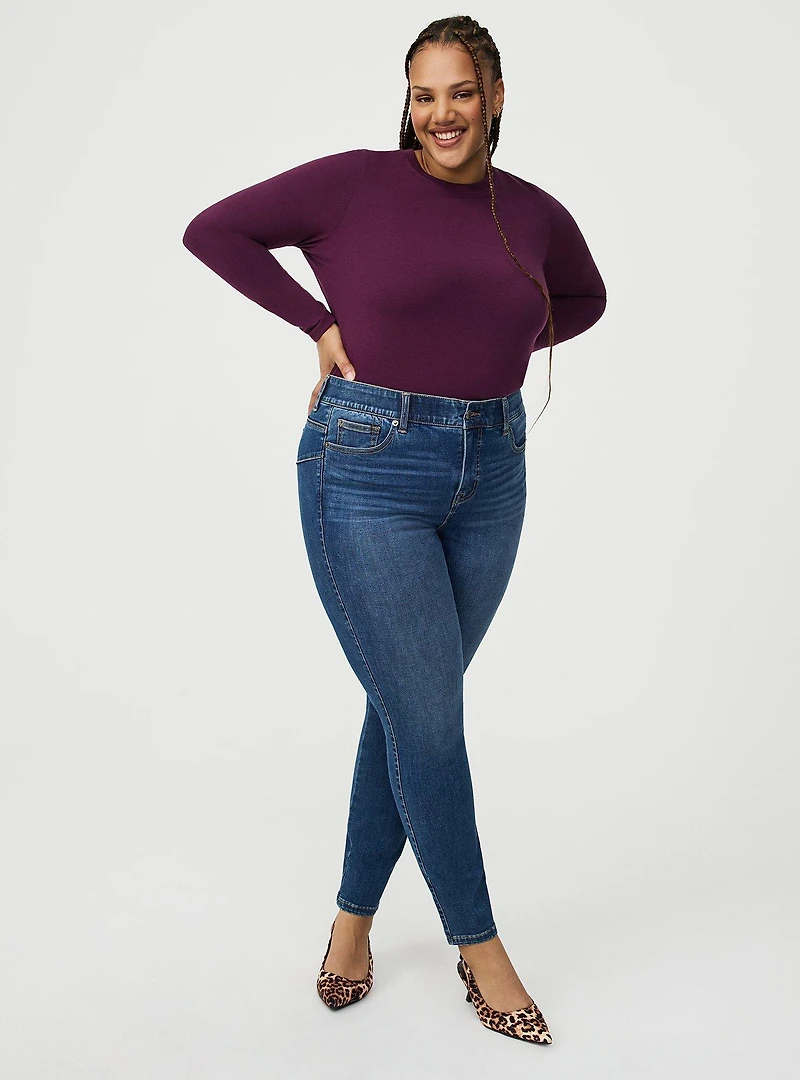 Everyday Crew Long Sleeve Tee