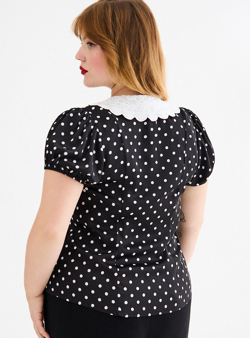 Retro Chic Lace Collar Blouse