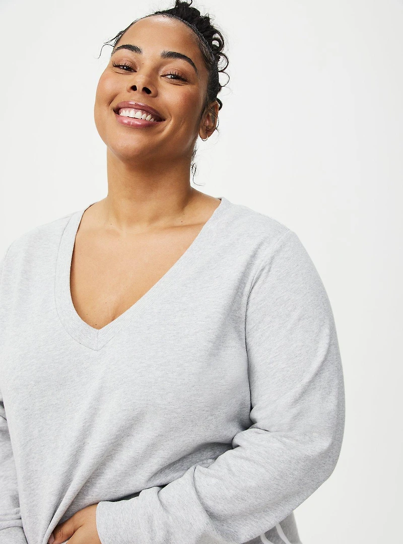 Terry V-Neck Pullover