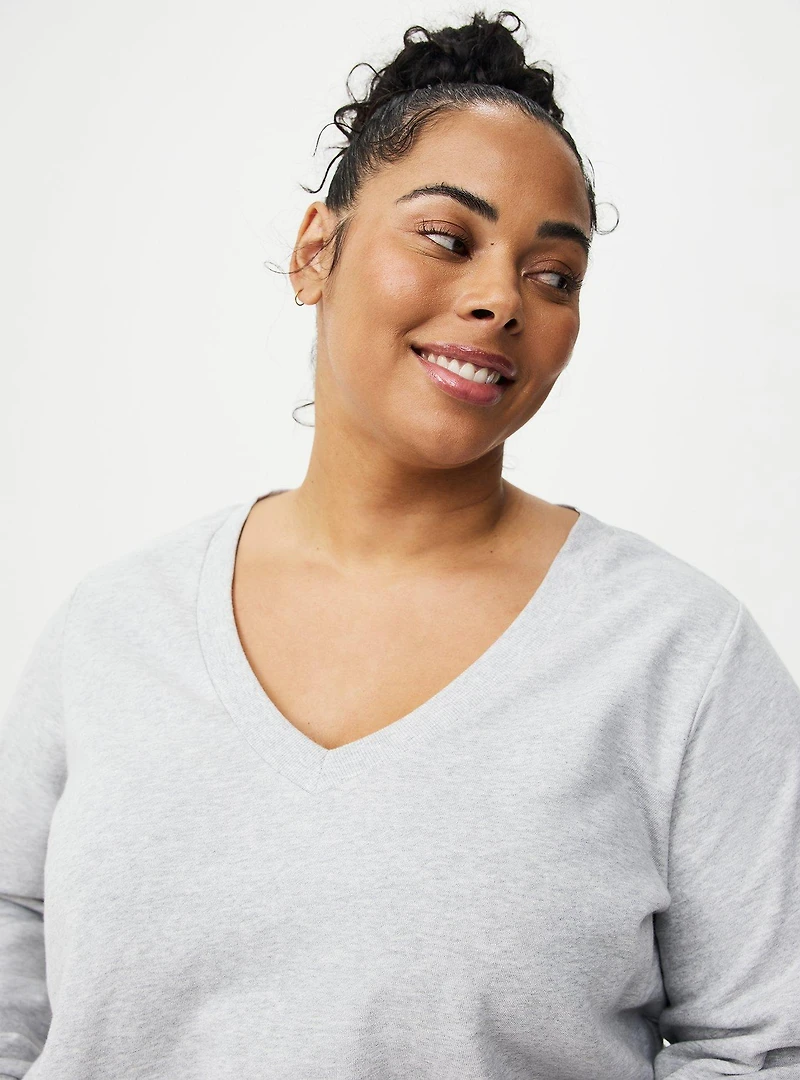 Terry V-Neck Pullover