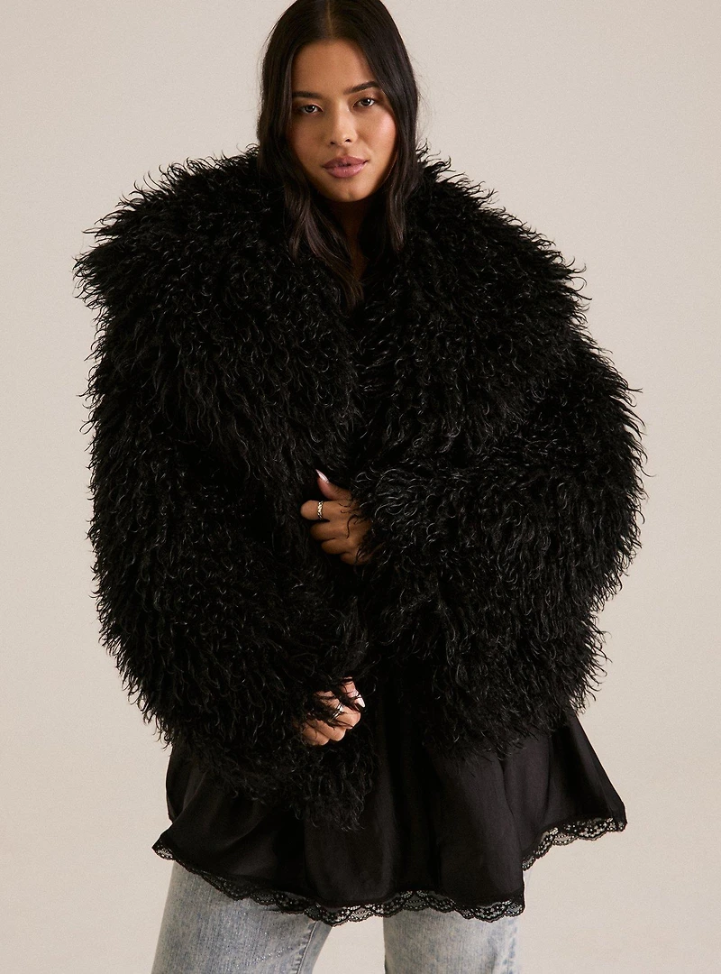 Festi Wide Collar Faux Fur Jacket