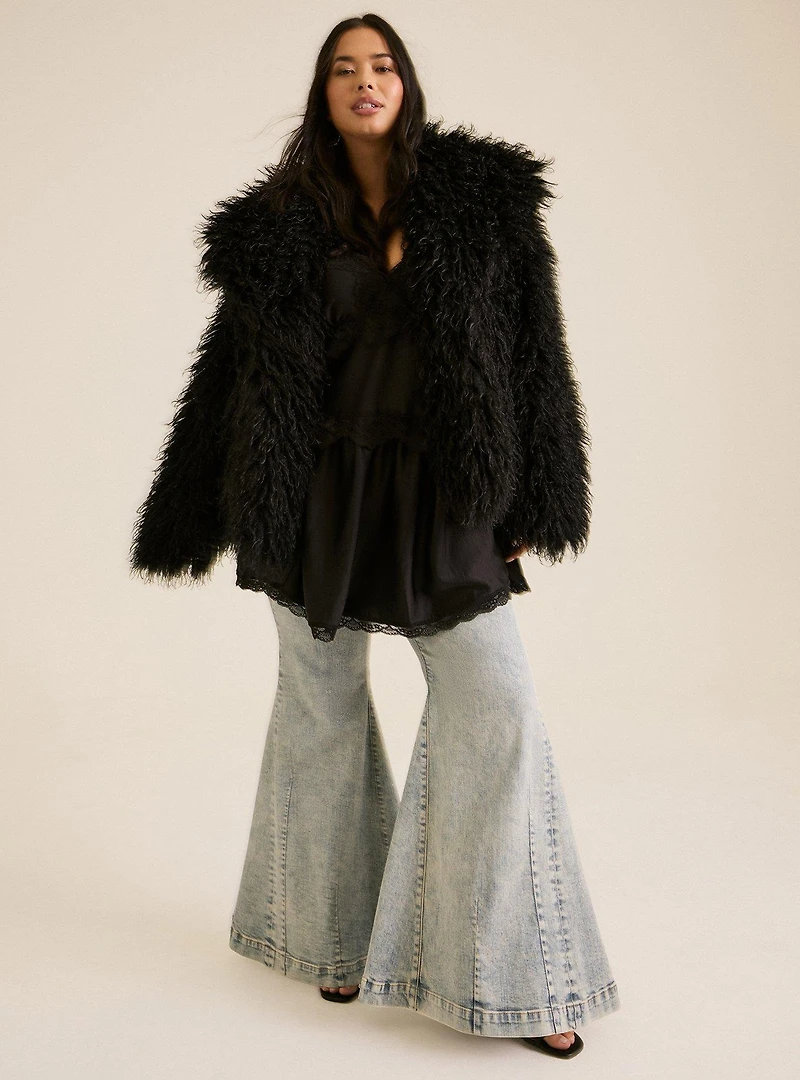 Festi Wide Collar Faux Fur Jacket