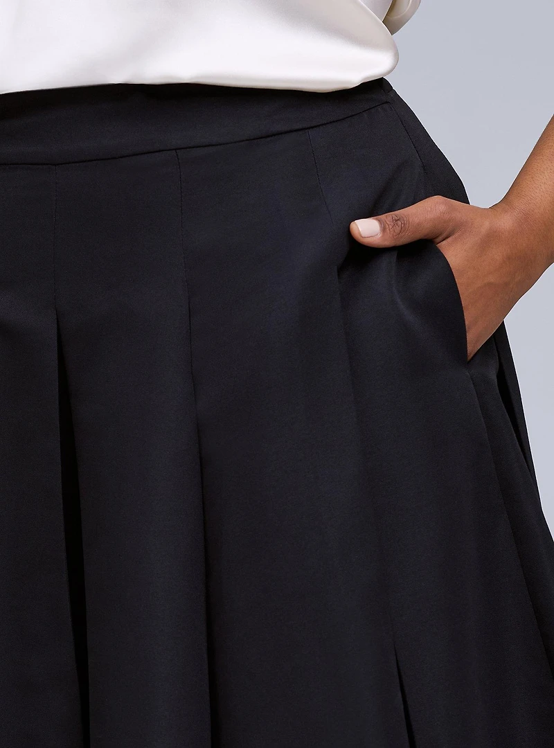 Belle Isle Pleated Midi Skirt