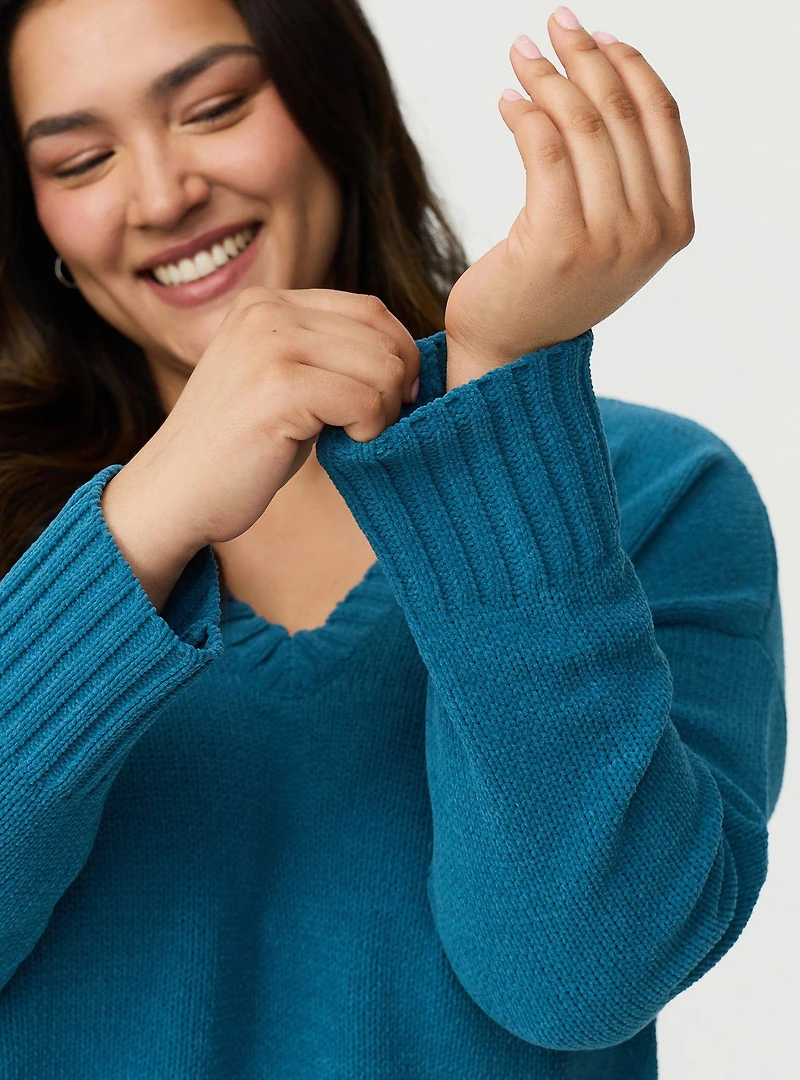 Chenille V-Neck Pullover Sweater