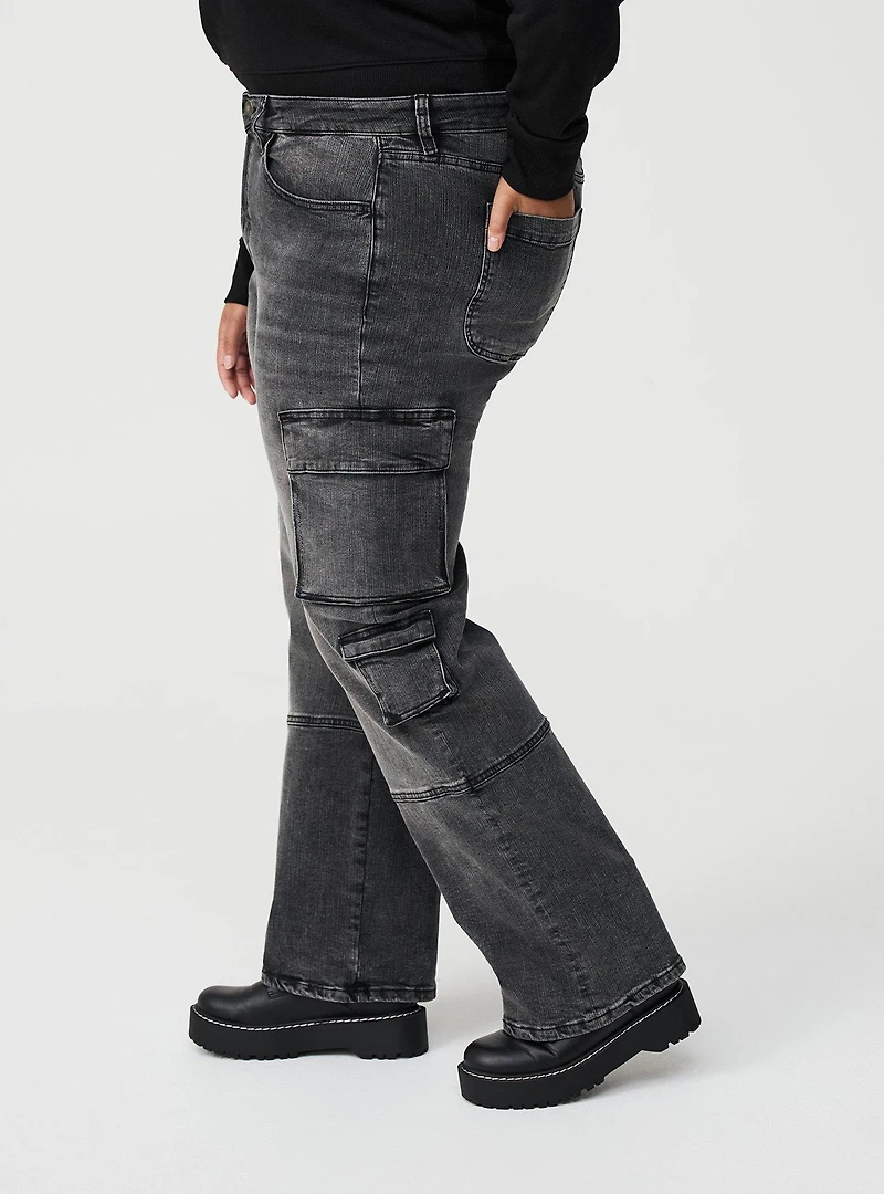 High-Rise Cargo Straight Jean