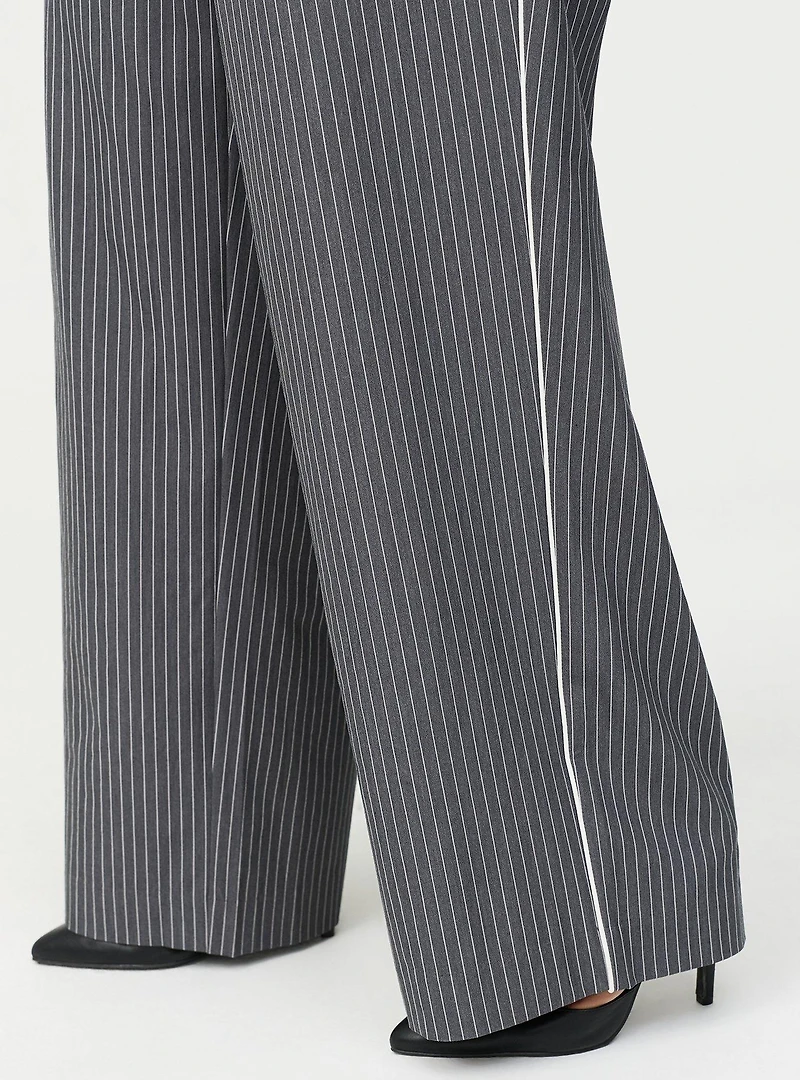 Pull-On Straight High-Rise Pant