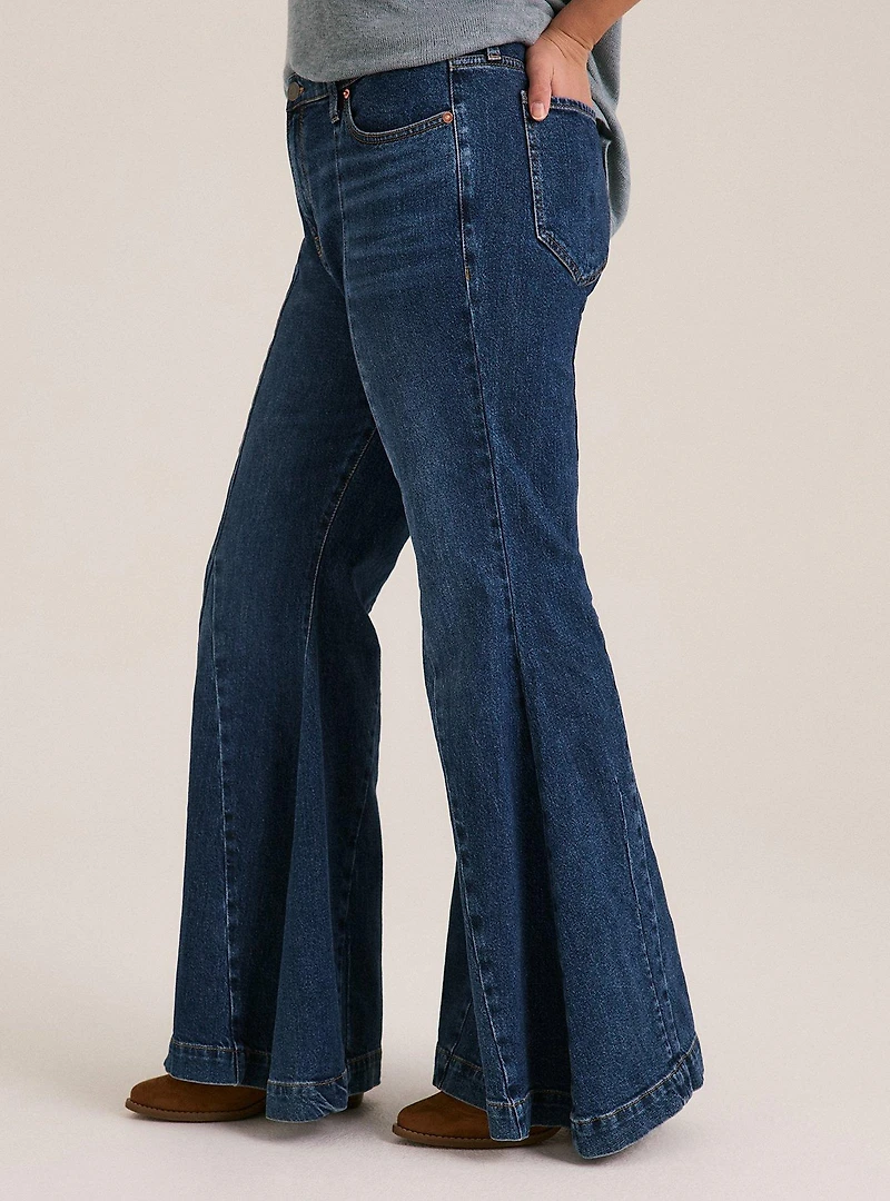 Festi High-Rise Super Flare Jean