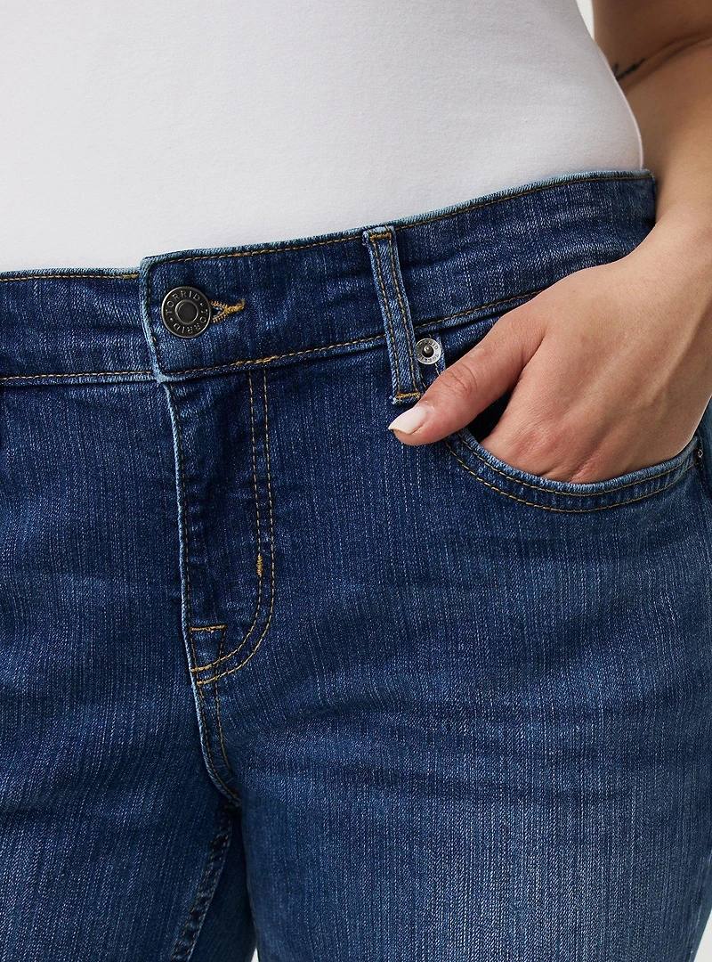 Low-Rise Baggy Flare Jean