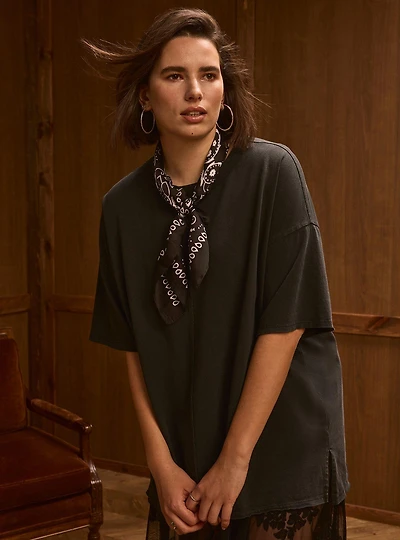 Festi Oversized Raw Edge Tee