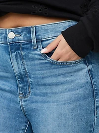 Sky-High Skinny Capri Jean