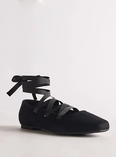 Lace-Up Ballet Flat (WW)