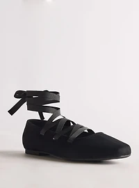 Lace-Up Ballet Flat (WW)