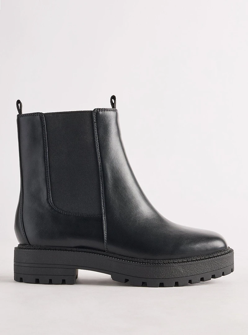 Lug Sole Chelsea Bootie (WW