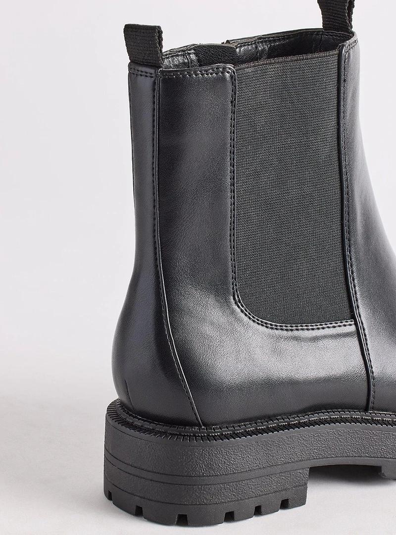 Lug Sole Chelsea Bootie (WW