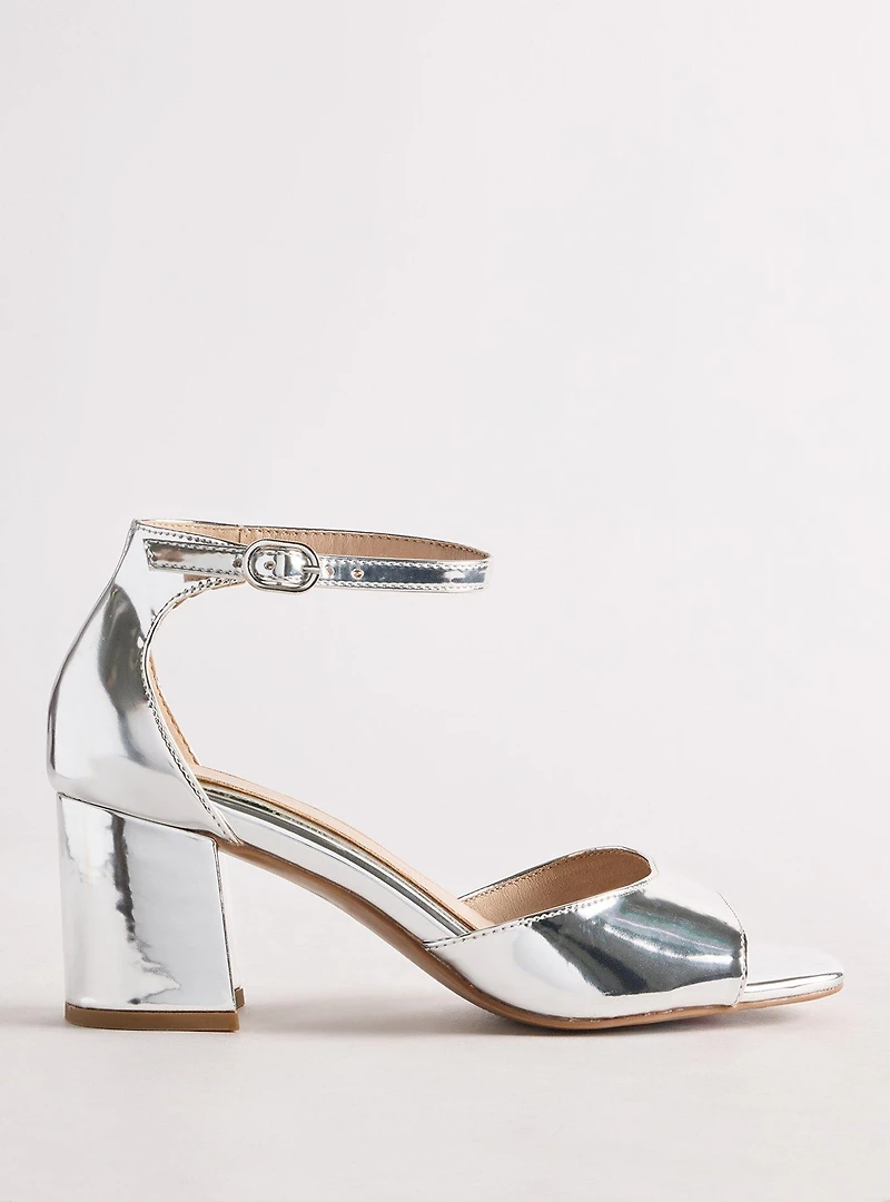 Ankle Strap Block Heel (WW