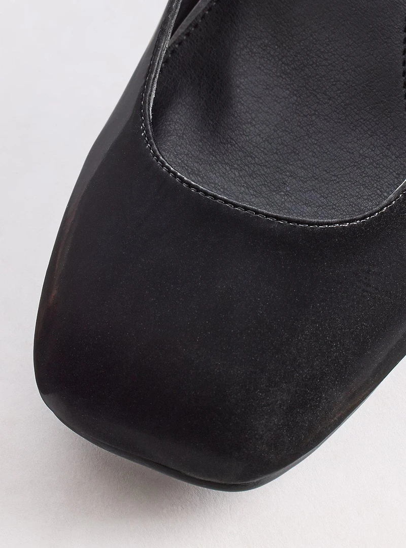 Mary Jane Block Heel (WW
