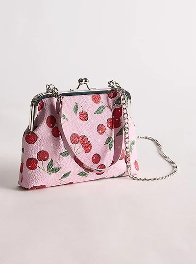 Kisslock Wristlet