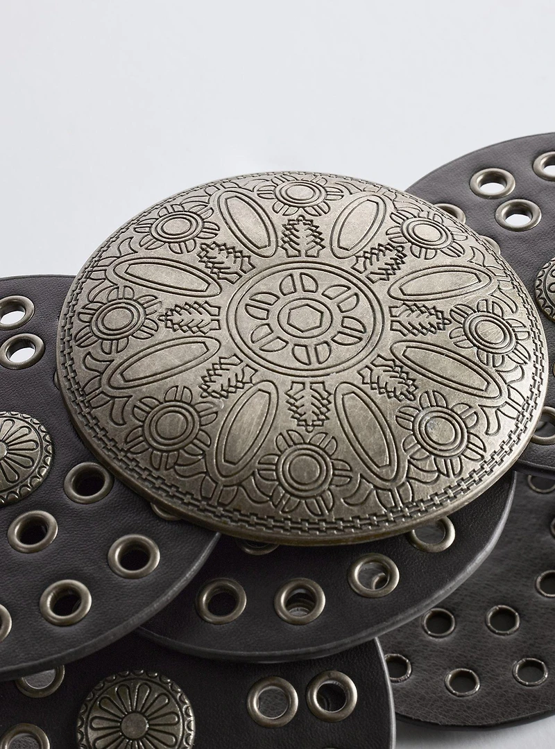 Medallion Buckle Belt