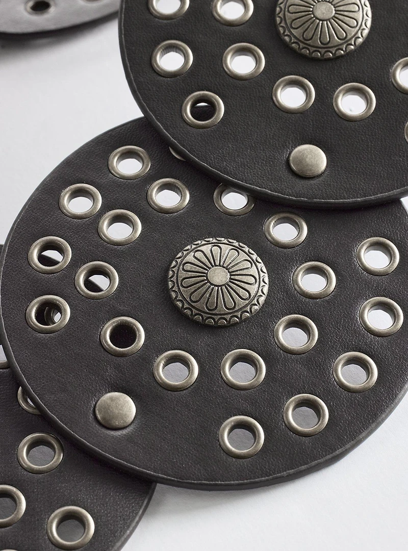 Medallion Buckle Belt