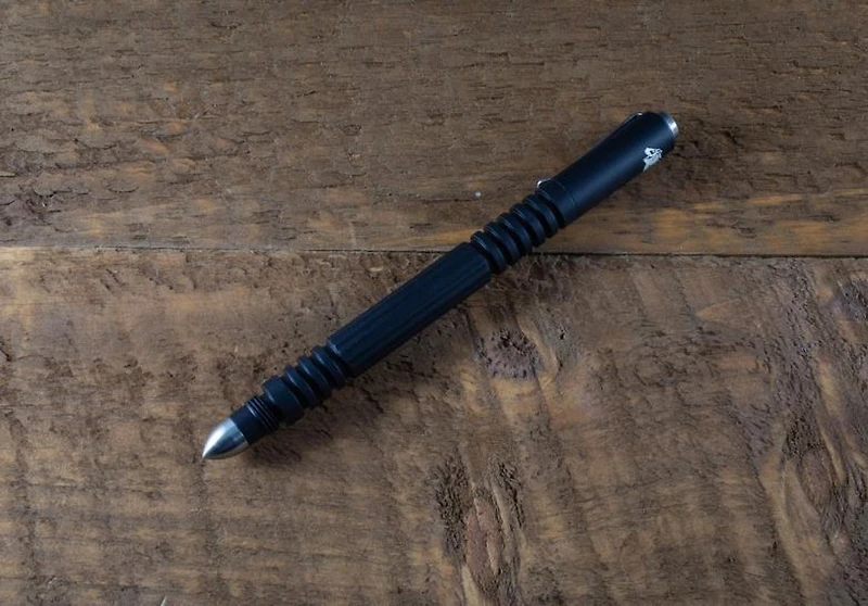 Hinderer Knives Investigator Tactical Pen Matte Black Aluminum P58010A4BKA