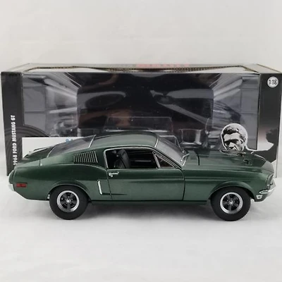 Model Car - 1:18 Bullitt Steve Mcqueen Ford 1968 Mustang Green Light
