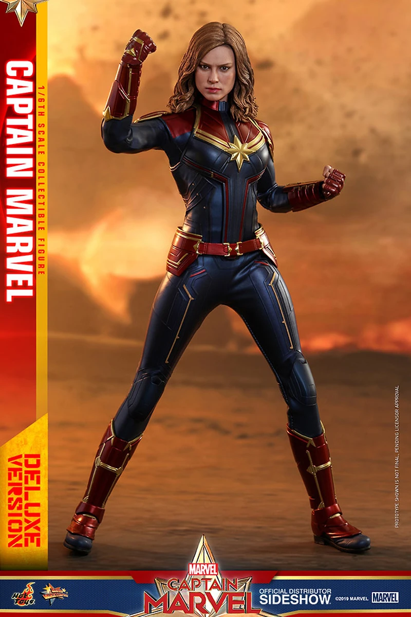 Figure Marvel - Captain Marvel (Deluxe Version) - Sixth Scale (HT)