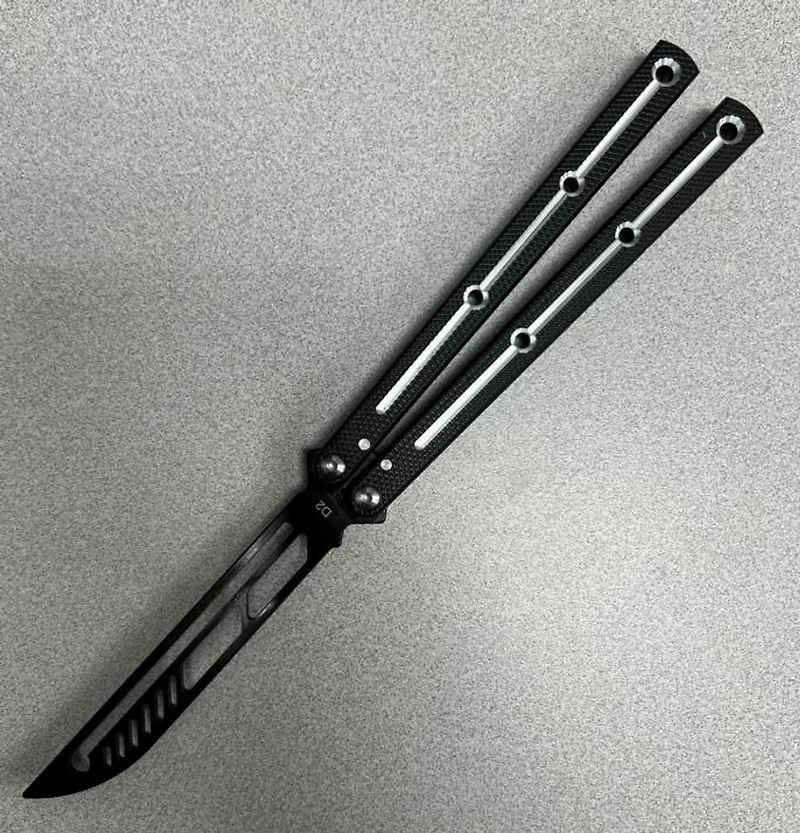 Butterfly Trainer (BLACK) Silver Line Handle [Black D2 Steel]