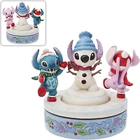 Disney - Stitch and Angel Building a Stitch Snowman