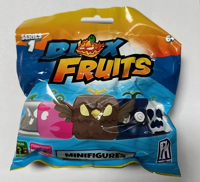 Blind Bag - Blox Fruits Mystery Figure Pack [1 Random Bag]
