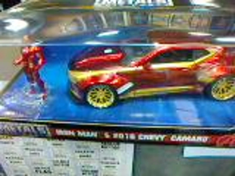 Model Car - 1:24 Avenger Iron Man Chevy 2016 Camaro RED
