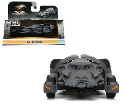 Model Car - 1:32 Batmobile Batman vs Superman 2016