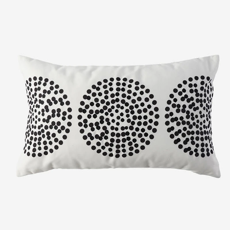 Kinsgdown French Knots Cushion