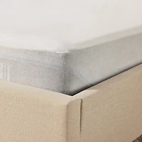 Tempur-Pedic® Breeze Mattress Protector